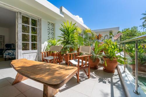 Un balcón o terraza en Nomad Beach Resort