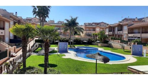 Acogedora casa con terraza R17 by Novadesta