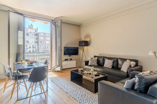 2165 - AB Casa Saltor