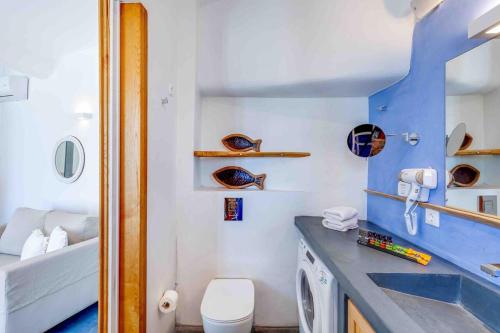 Ένα μπάνιο στο Skiff - Transformed studio on the water's edge