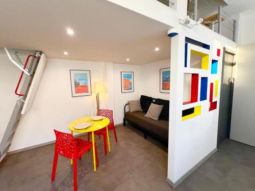 L'Atypique, Confort, Centre-ville