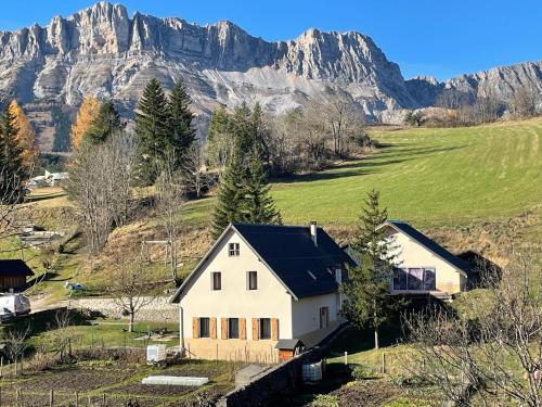 Photo de la galerie de l'établissement Gîte ROSIDAJEAN, à Gresse-en-Vercors