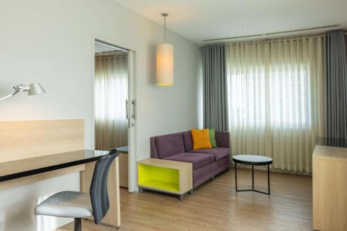 Posezení v ubytování Park Inn by Radisson Davao