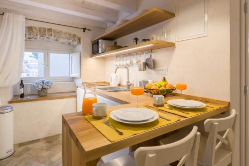 Luxury Apartment Lina - II