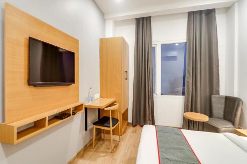 Μια τηλεόραση ή/και κέντρο ψυχαγωγίας στο Super Townhouse Jashn