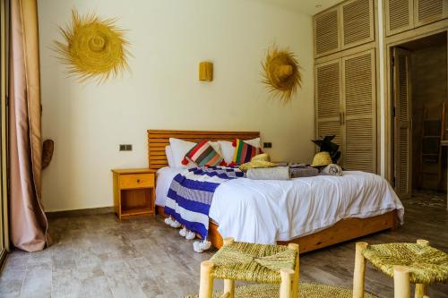 Villa Yanir Essaouira Luxury 3BR Villa with Private Poolにあるベッド