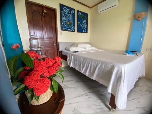 Letto o letti in una camera di Santa Claus Hilltop