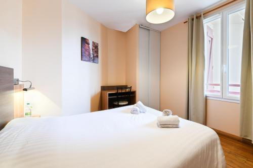 Gallery image of Logis Hôtel l'Auberge d'Alex in Arzacq-Arraziguet