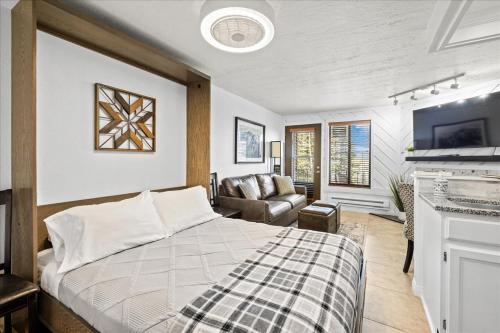 Ένα ή περισσότερα κρεβάτια σε δωμάτιο στο Brian Head Condo Rental