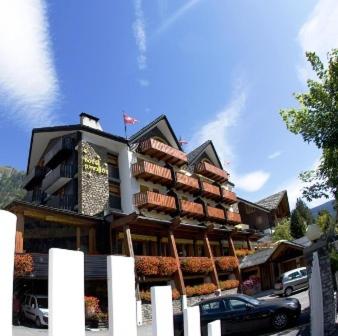 Budova, kde se hotel nachází