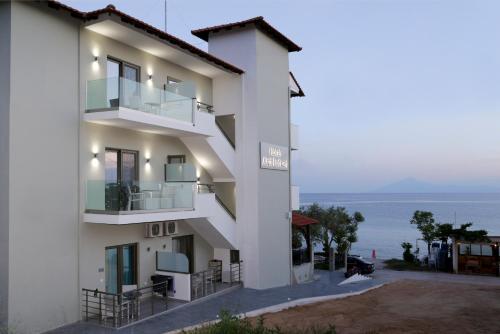 Fotografie z fotogalerie ubytování Hotel Akti v destinaci Pefkari