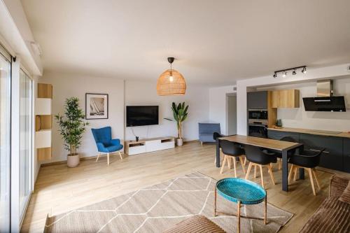 Maison cosy 4 chambres avec jardin Golfe St Tropez