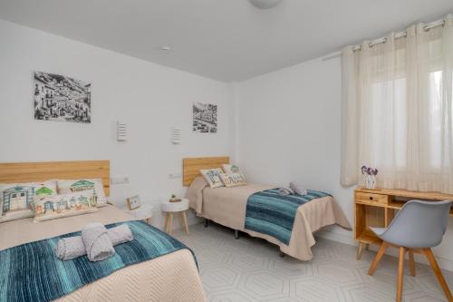 Premium Oldtown Beach House "La Pita" with Terrace photo 2