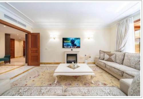 Photo de la galerie de l'établissement Luxury appartement Cannes Oxford, à Cannes