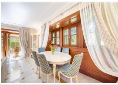 Photo de la galerie de l'établissement Luxury appartement Cannes Oxford, à Cannes