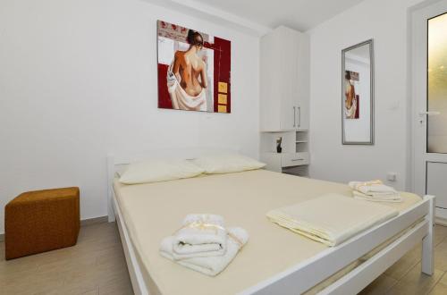 Apartments and rooms by the sea Makarska - 22419