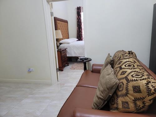 Postel nebo postele na pokoji v ubytování FENTOURS Apartment Rental