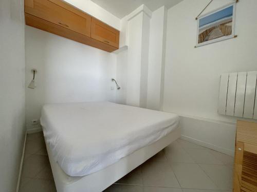 Appartement T2 proche centre avec terrasse et parking sous-terrain
