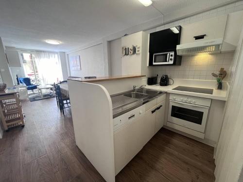 Confort moderne à Cauterets : T2 avec cuisine équipée et alcôve. Capacité 4 pers. - FR-1-812-57