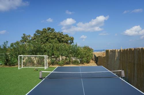 Seaview Villa The Infinite with Private Pool, BBQ & Ping Pong, 1,5km from beach
