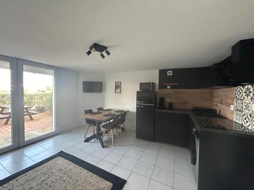 APPARTEMENT AVEC TERRASSE ET VUE