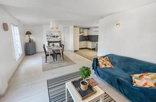 Séjour Lumineux et Cosy au pied du Cher