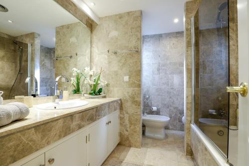 Los Naranjos de Marbella apartment