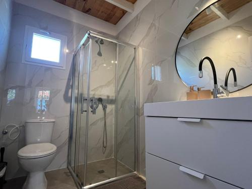Ένα μπάνιο στο Aviner Guest house 80m- Without garden