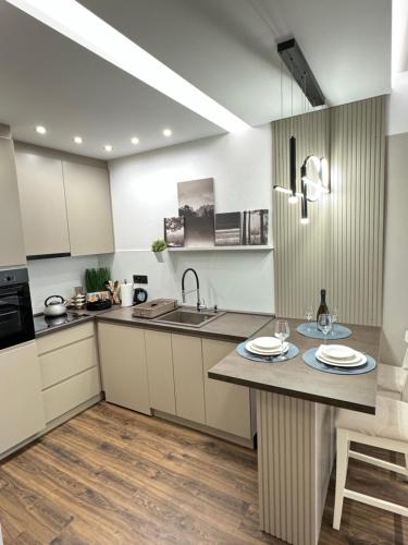 Kuhinja ili čajna kuhinja u objektu Premium Line Apartman