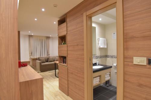 O bucătărie sau chicinetă la Apartmani Prime