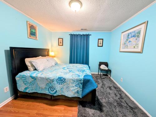 Ένα ή περισσότερα κρεβάτια σε δωμάτιο στο The US National Whitewater Center Entire Home