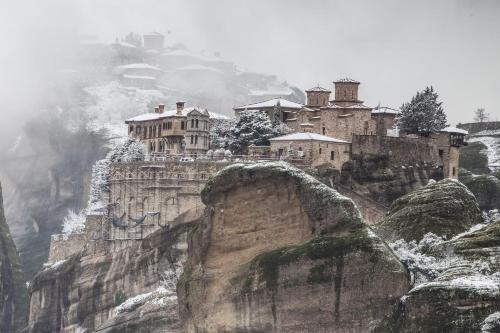a village on the side of a mountain at Villa of byron in Kastrákion