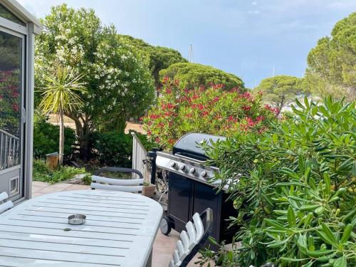 Appartement spacieux avec Jardin à 500 des plages