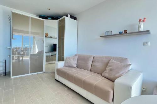 Posezení v ubytování Studio spacieux, vue imprenable sur la mer