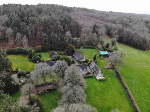 an aerial view of a house in a field at Gîtes du Gohic in Quistinic