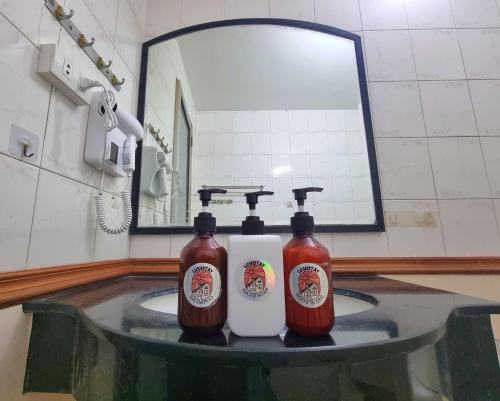 Φωτογραφία από το άλμπουμ του LushStay Hanoi Train Street - Private στο Ανόι