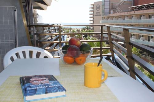 Cozy, sunny and close to the beach