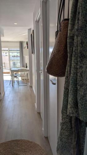 Cozy, sunny and close to the beach