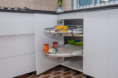 Η κουζίνα ή μικρή κουζίνα στο The elfa home - family recede