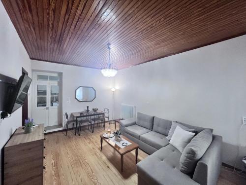 Μια τηλεόραση ή/και κέντρο ψυχαγωγίας στο Victorias house