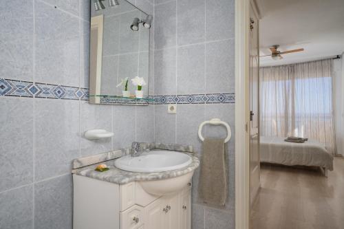 3 Bedroom, sea front & sea view, plunge pool