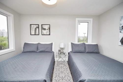 Gallery image of Clifton Hill Hideaway 3a - Two Bedroom Condo in Niagara Falls