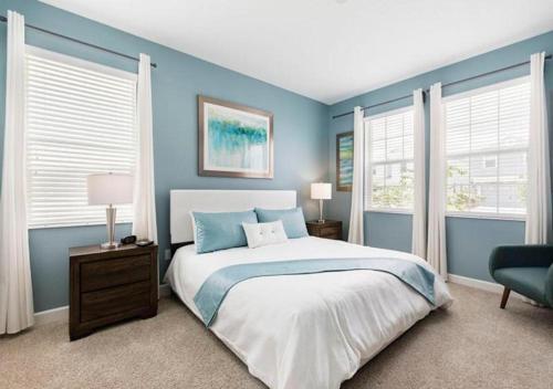 Stunning Home wPrivate Pool, minutes from Disney photo 59