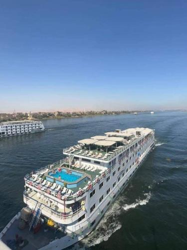Royal Cruise Aswan to Luxor 3 Night And visit the Nubian village