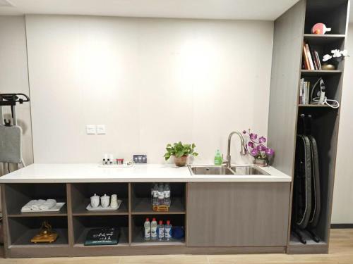 Dapur atau dapur kecil di Jinan Yuquan Simpson Hotel