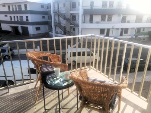 Apartamento Acogedor para 6 a 80m de la Playa - ES-258-39