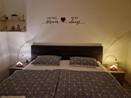 Katil atau katil-katil dalam bilik di Feels like home