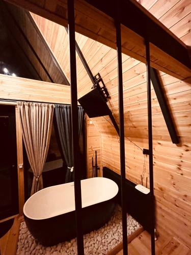 Galeriebild der Unterkunft Edelweiss cottage Kazbegi in Kazbegi