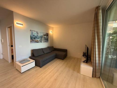 Photo de la galerie de l'établissement Luxury Lake View 2 Bed, à Padenghe sul Garda