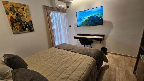 Televisyen dan/atau pusat hiburan di Mark2 by Apollo